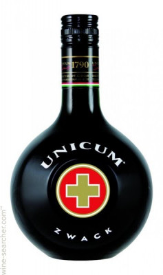 UNICUM ZWACK 40% 0,7L, liker